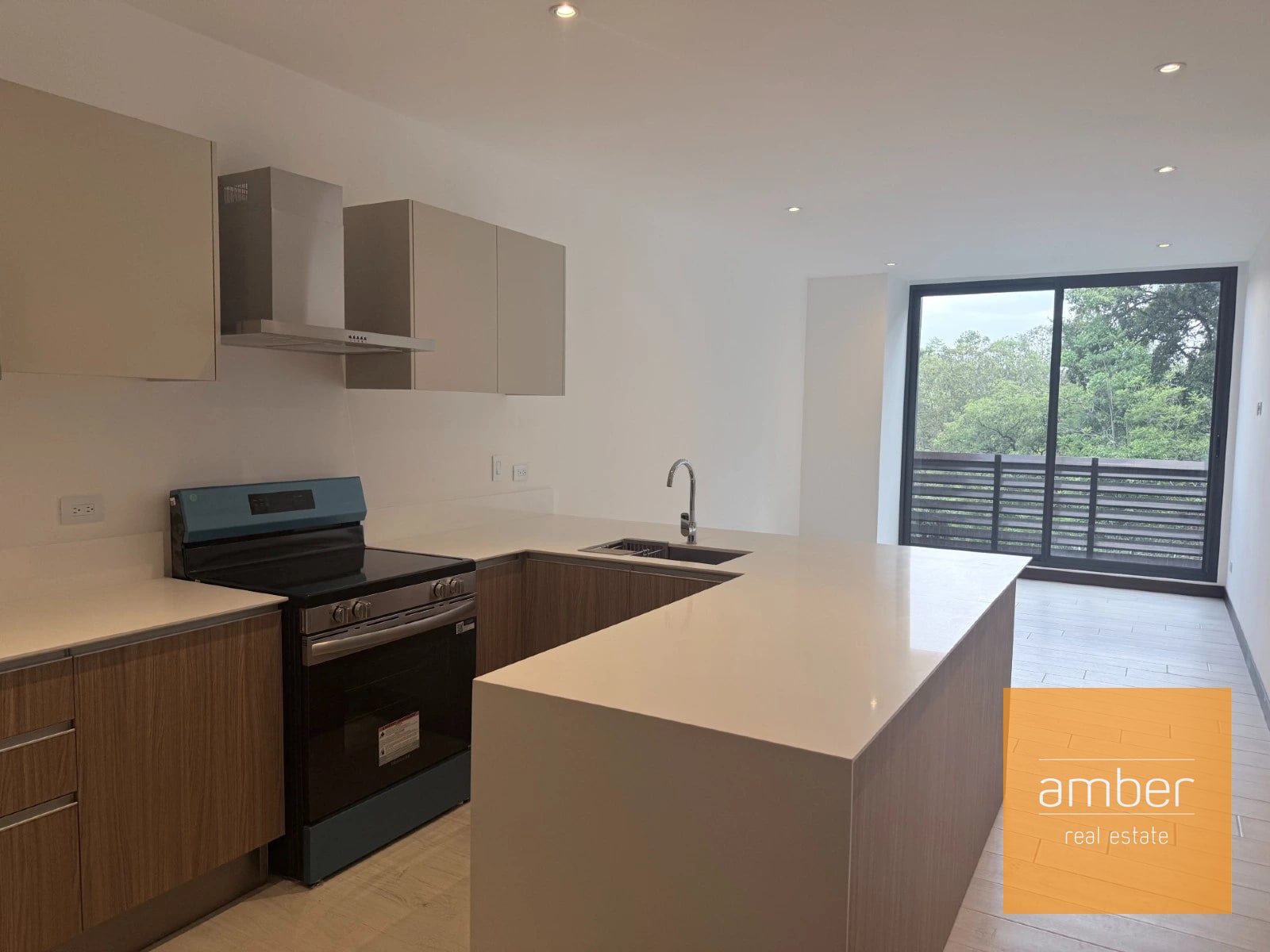Apartamento en Spazio, zona 15 — Apartamento en Alquiler en Spazio, Zona 15, Guatemala, Ciudad — foto 1 de 10