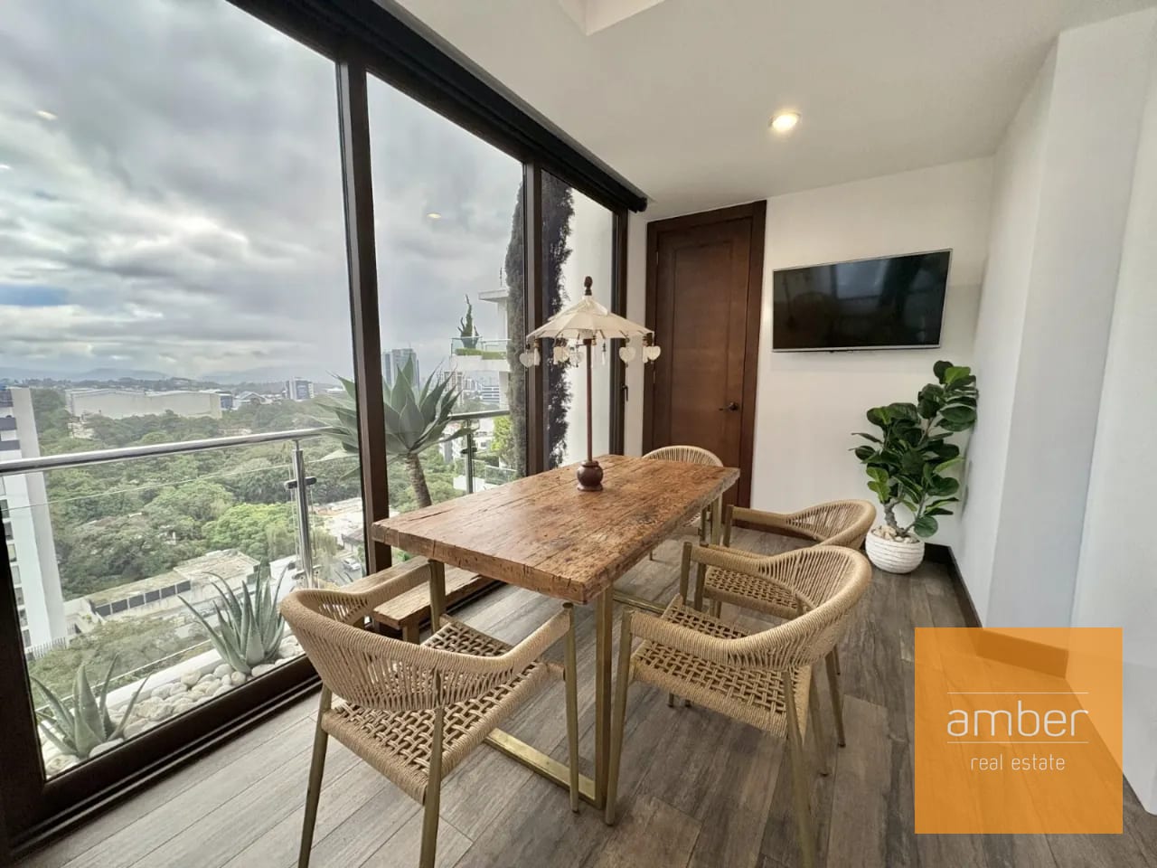 Apartamento de lujo en zona 15 — Apartamento en Venta en Zona 15, Guatemala, Ciudad — foto 4 de 15