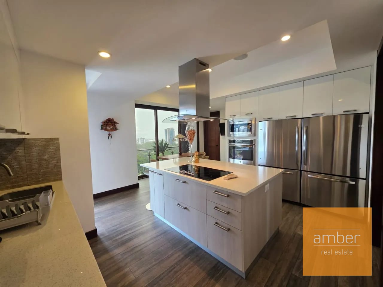 Apartamento de lujo en zona 15 — Apartamento en Venta en Zona 15, Guatemala, Ciudad — foto 3 de 15