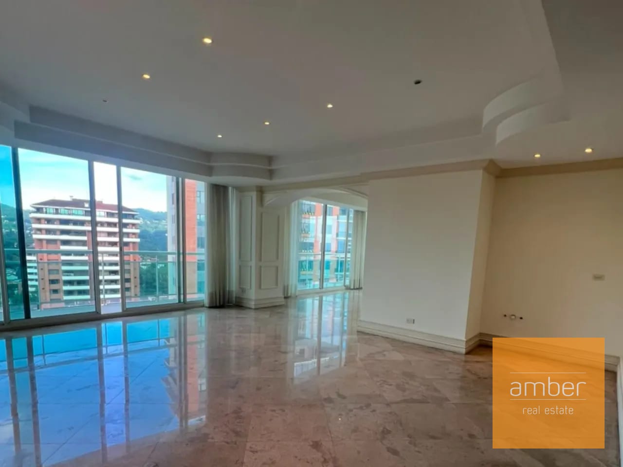 Apartamento en Villa Rishó, zona 14 — Apartamento en Alquiler en Villa Risho, Zona 14, Guatemala, Ciudad — foto 2 de 7