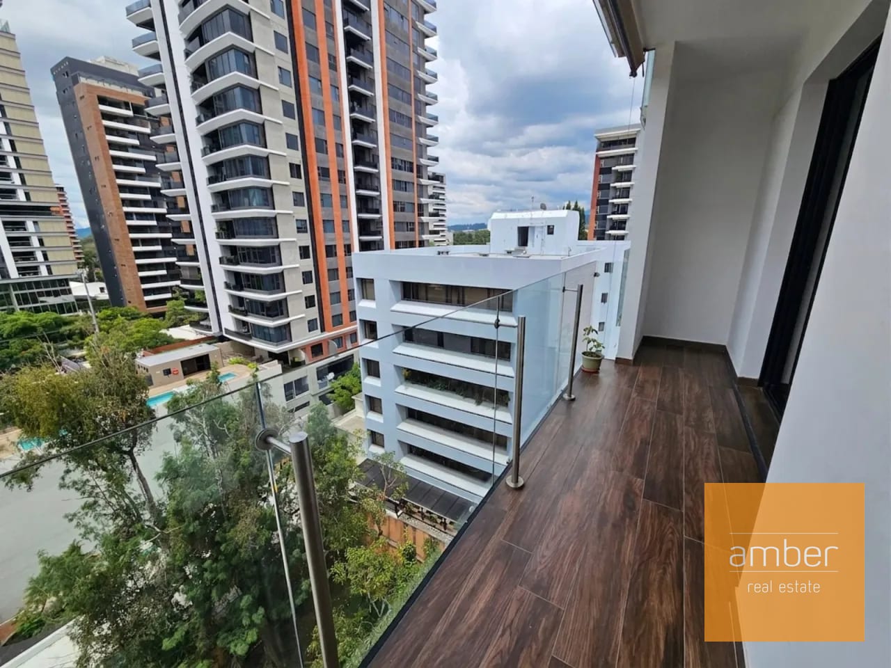 Apartamento en Casa Clara, zona 10 — Apartamento en Venta en Casa Clara, Zona 10, Guatemala, Ciudad — foto 7 de 11