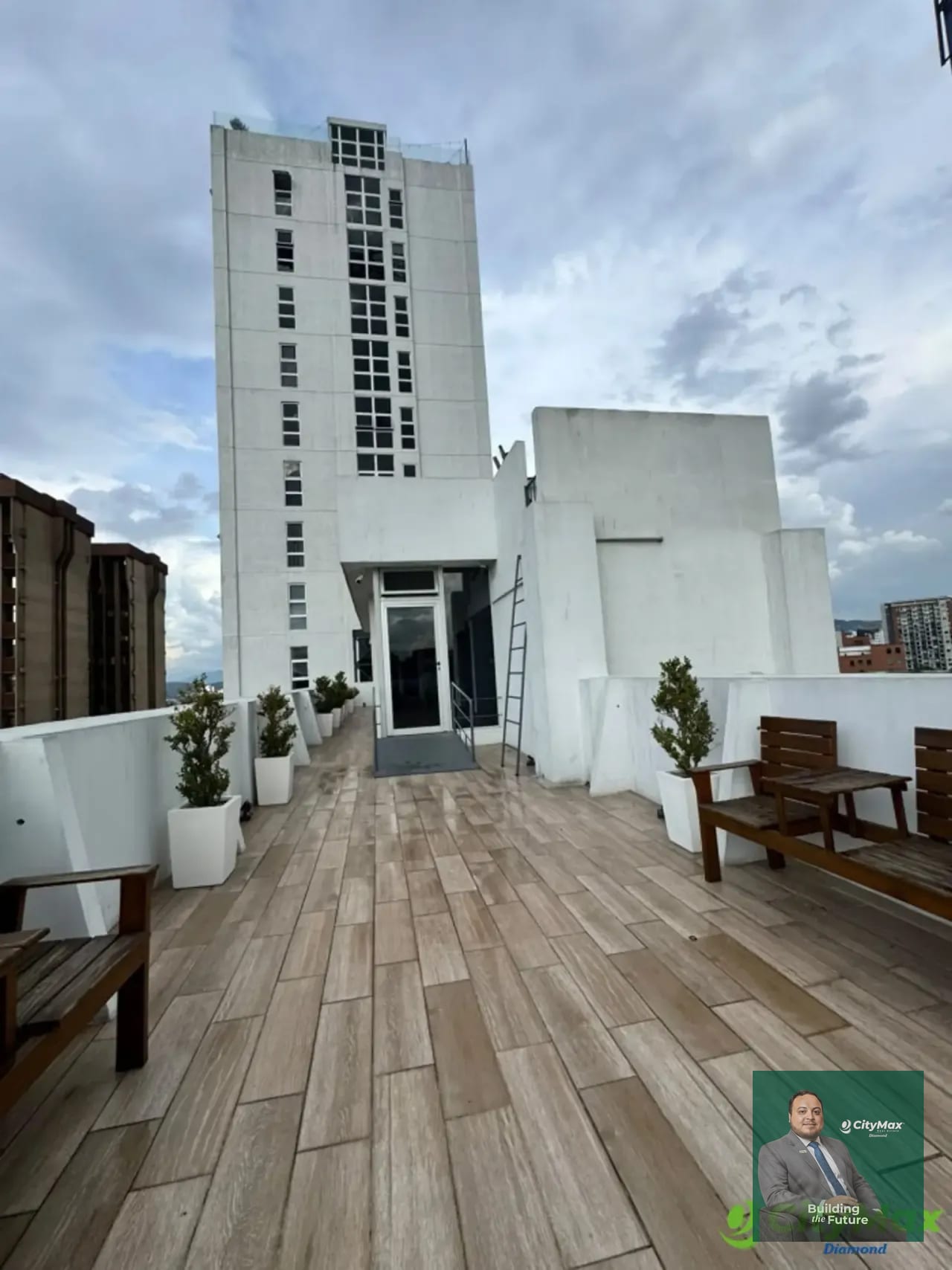 Apartamento Amueblado en Venta Zona 4 Edificio Vivo — Apartamento en Venta en Vivo Zona 4, Zona 4, Guatemala, Ciudad — foto 1 de 4