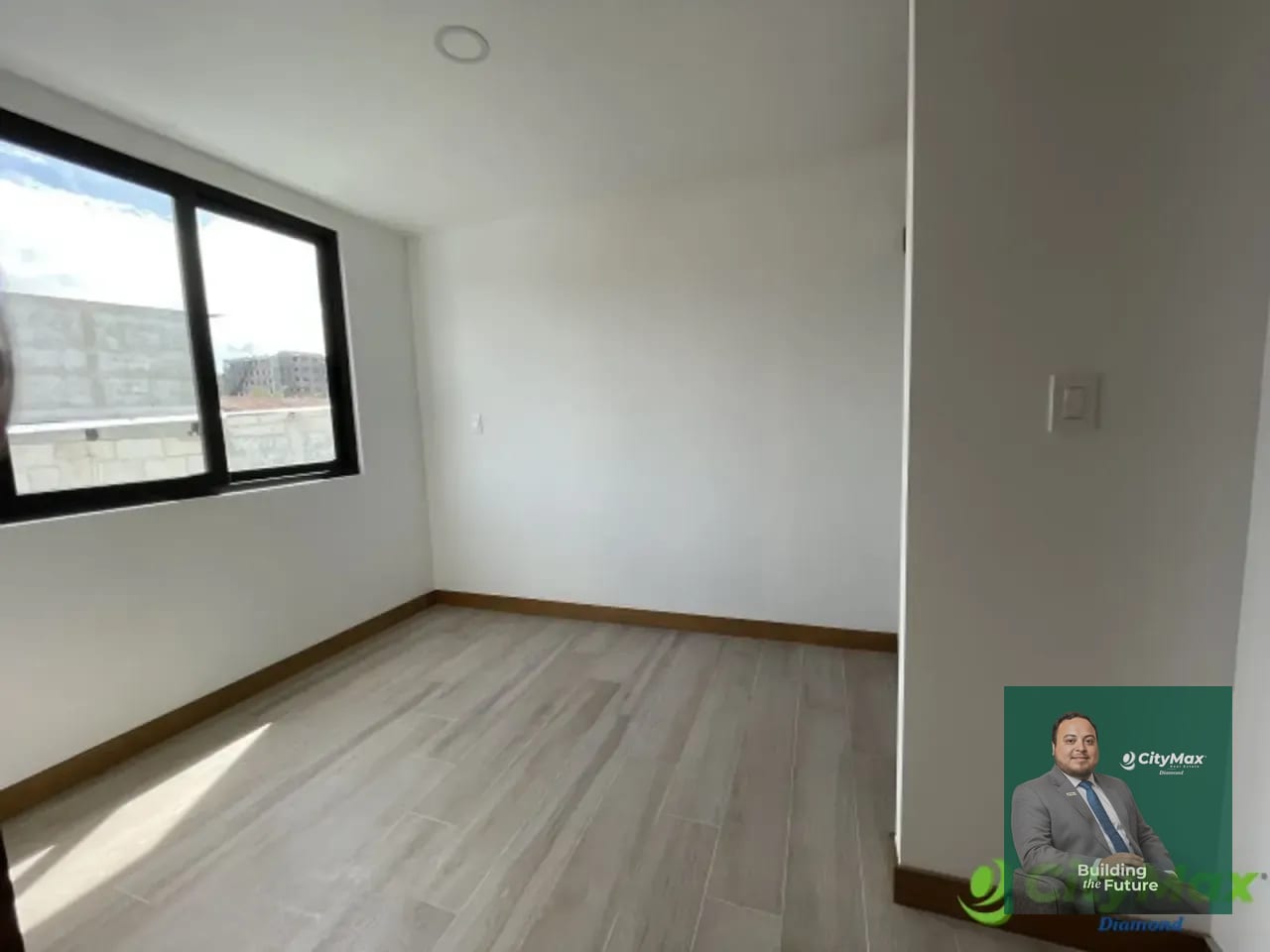 Apartamento en Venta en La Villa Zona 14 — Apartamento en Venta en La Villa, Zona 14, Guatemala, Ciudad — foto 2 de 4