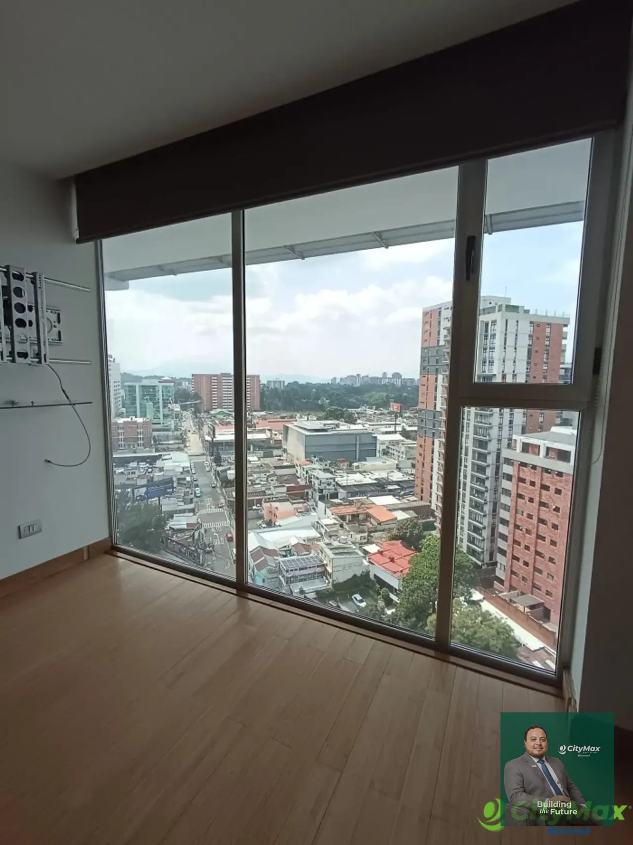 Apartamento en Venta en zona 10, Diagonal 6 — Apartamento en Venta en Zona 10, Guatemala, Ciudad — foto 3 de 4