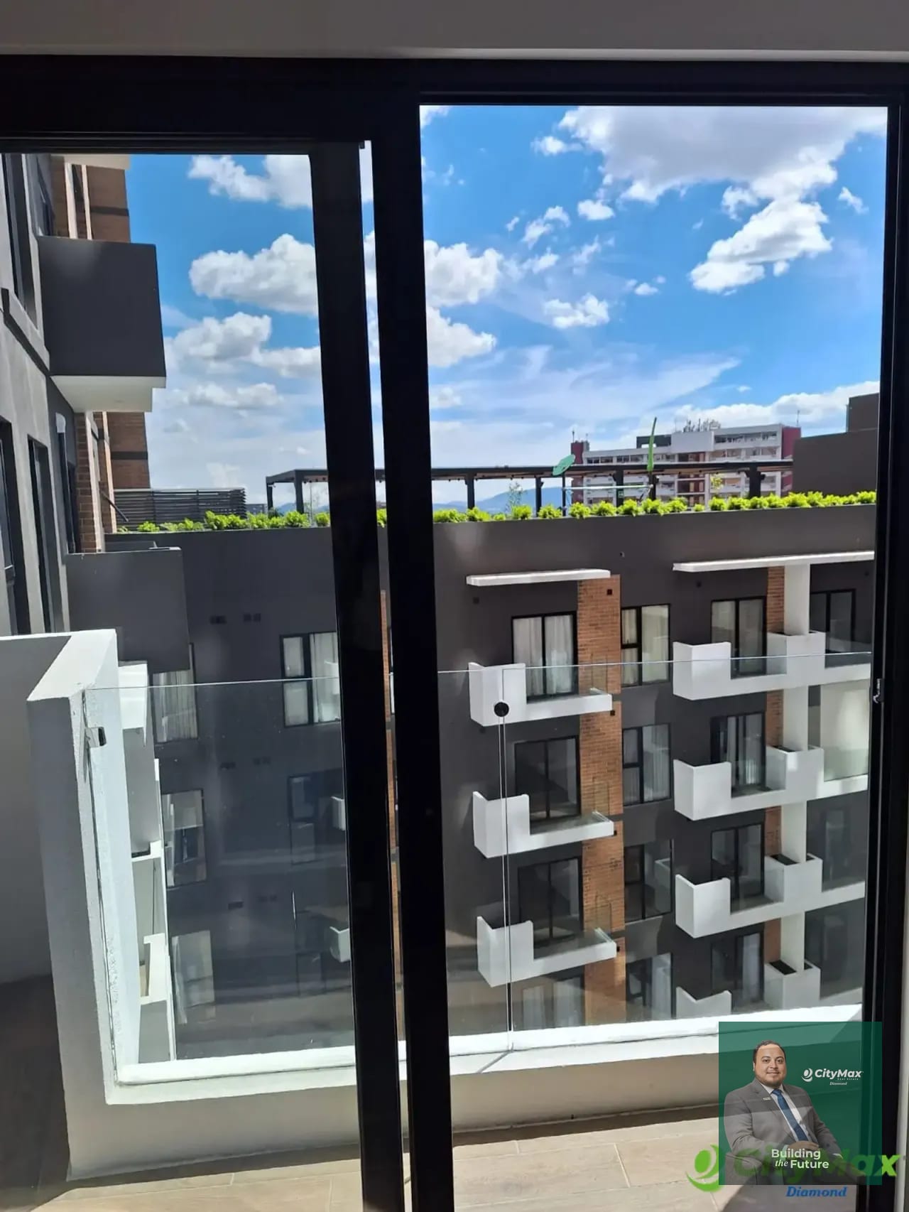 Apartamento en Venta Parque 14 Nivel Alto — Apartamento en Venta en Parque 14, Zona 14, Guatemala, Ciudad — foto 2 de 4
