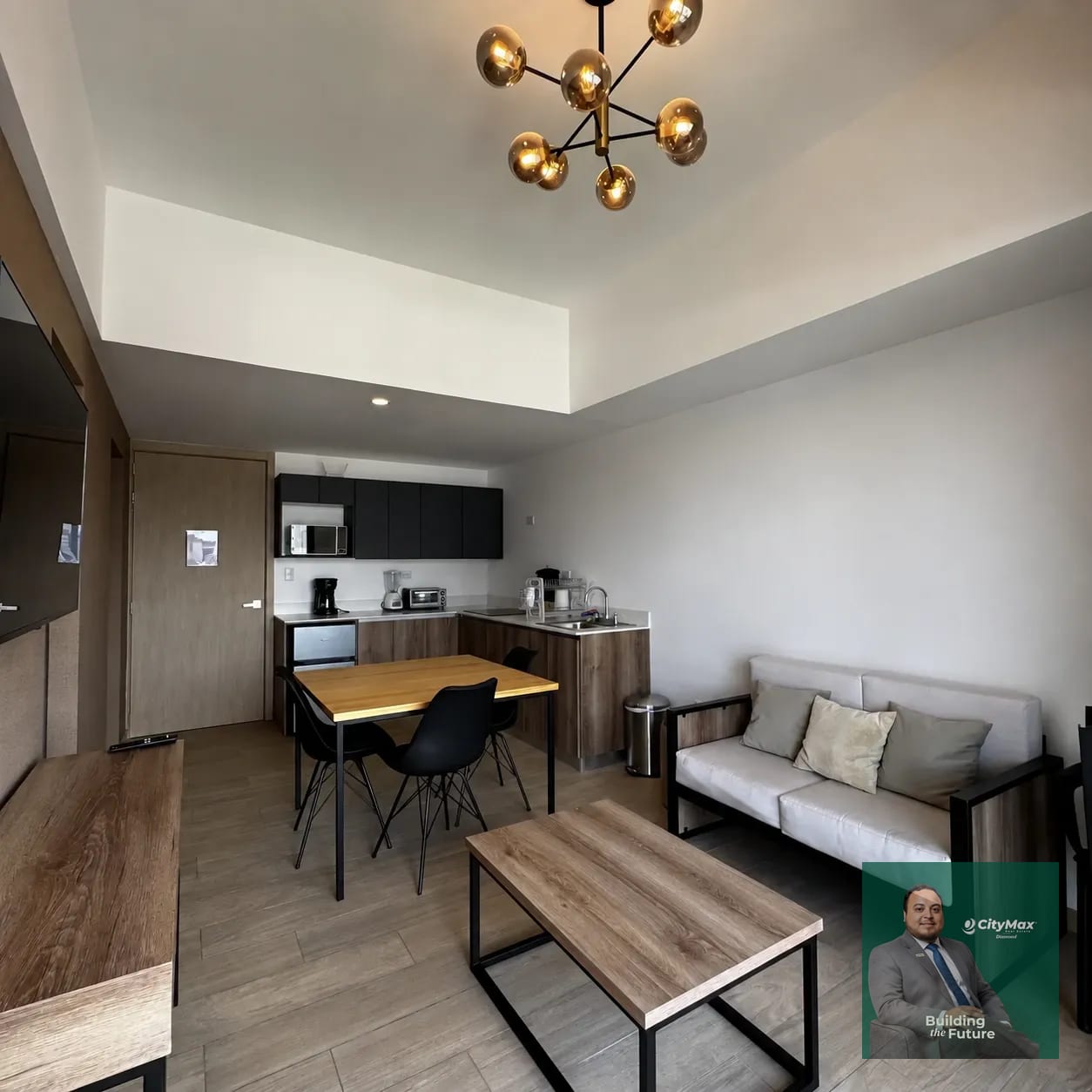 Apartamento Amueblado en venta en Zona 10 Nivel Medio — Apartamento en Venta en Zona 10, Guatemala, Ciudad — foto 1 de 5