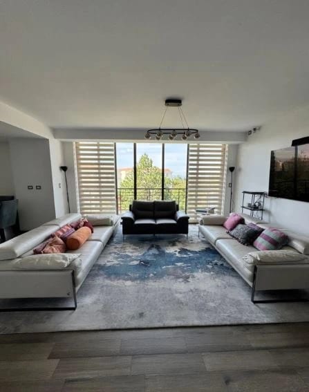 Apartamento en venta, Edificio San Isidro 20-21 zona 16 — Apartamento en Venta en San Isidro 20/21, Zona 16, Guatemala, Ciudad — foto 2 de 11
