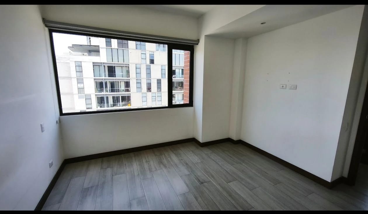 Apartamento en Alquiler – Edificio Novus, Zona 14 — Apartamento en Alquiler en Novus, Zona 14, Guatemala, Ciudad — foto 4 de 11