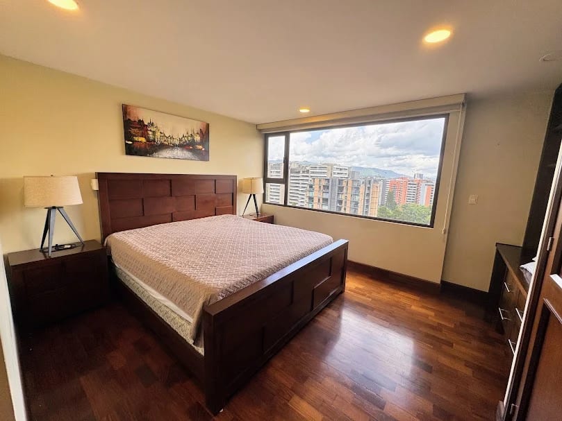 Apartamento en Alquiler – Edificio Santa María, Zona 10 — Apartamento en Alquiler en Santa María, Zona 10, Guatemala, Ciudad — foto 11 de 15