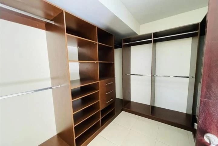 Apartamento en alquiler, Edificio Cobella, zona 14 — Apartamento en Alquiler en Cobella, Zona 14, Guatemala, Ciudad — foto 7 de 11