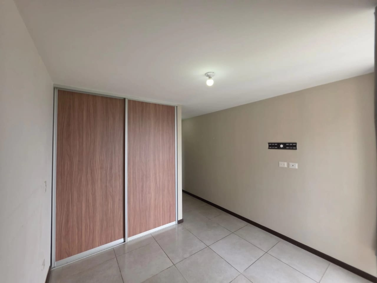 Apartamento en venta, Edificio Telia, zona 15, Vista Hermosa 2 — Apartamento en Venta en Telia, Zona 15, Guatemala, Ciudad — foto 8 de 10