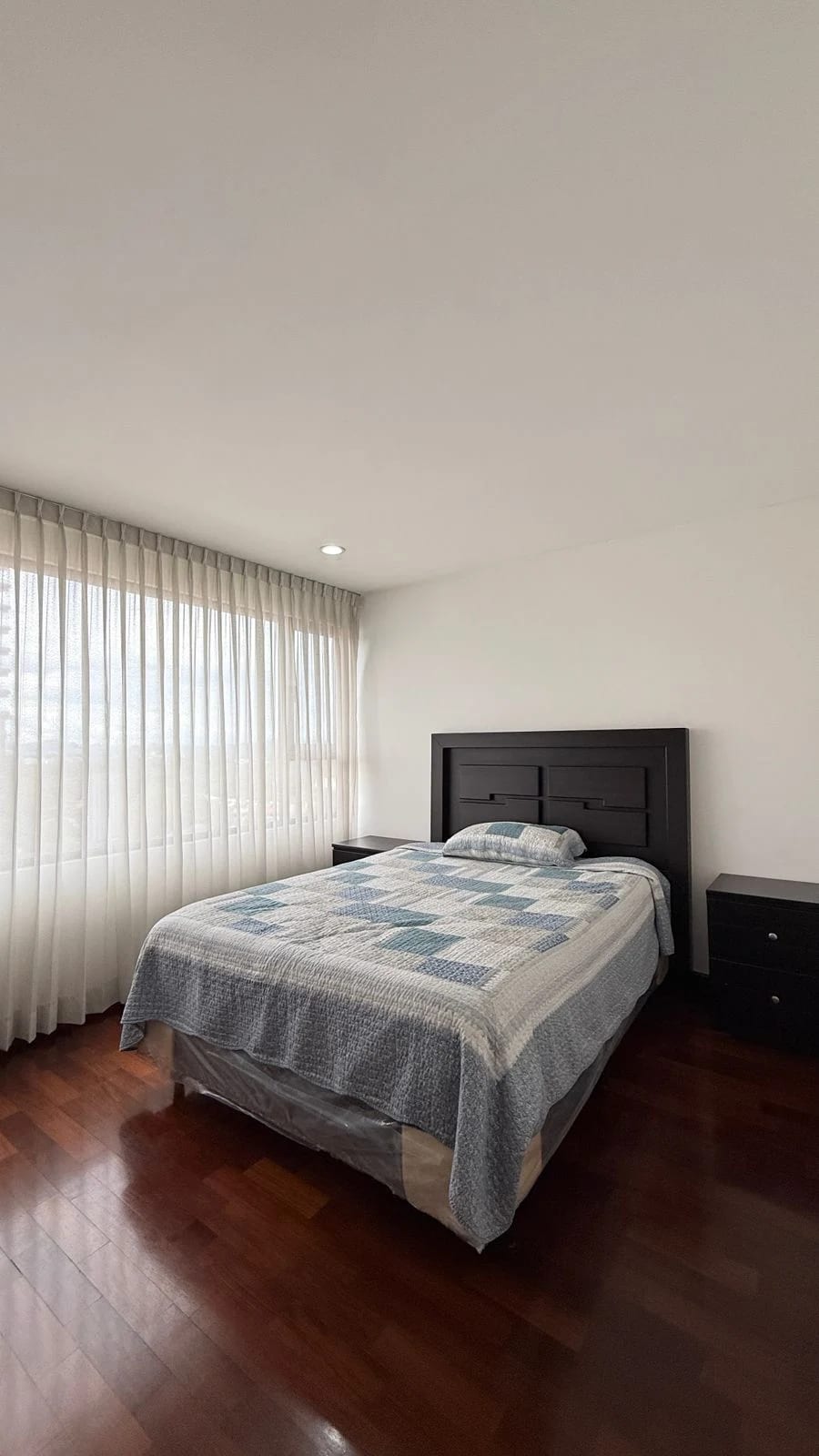 Apartamento en alquiler, Edificio Santa Maria, zona 10 — Apartamento en Alquiler en Santa María, Zona 10, Guatemala, Ciudad — foto 10 de 12