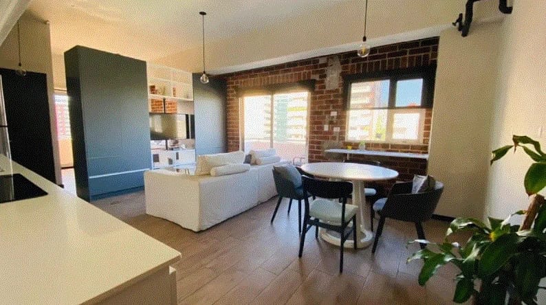 Apartamento Tipo Loft en Alquiler, Amueblado Edificio Casalini, z 10 — Apartamento en Alquiler en Cassalini, Zona 10, Guatemala, Ciudad — foto 1 de 10