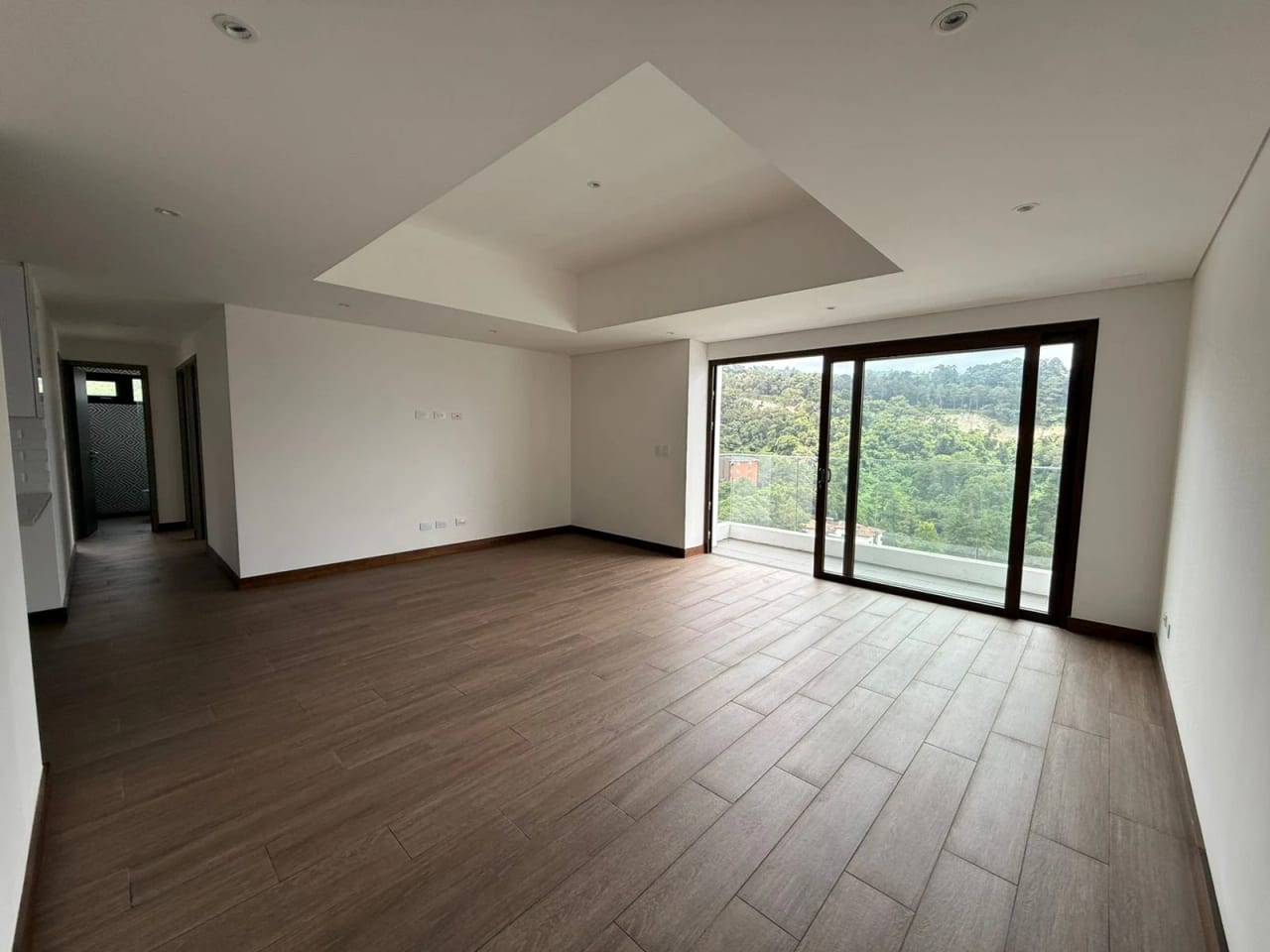 Apartamento en venta, Edificio Naru, zona 16 — Apartamento en Venta en Zona 16, Guatemala, Ciudad — foto 1 de 9