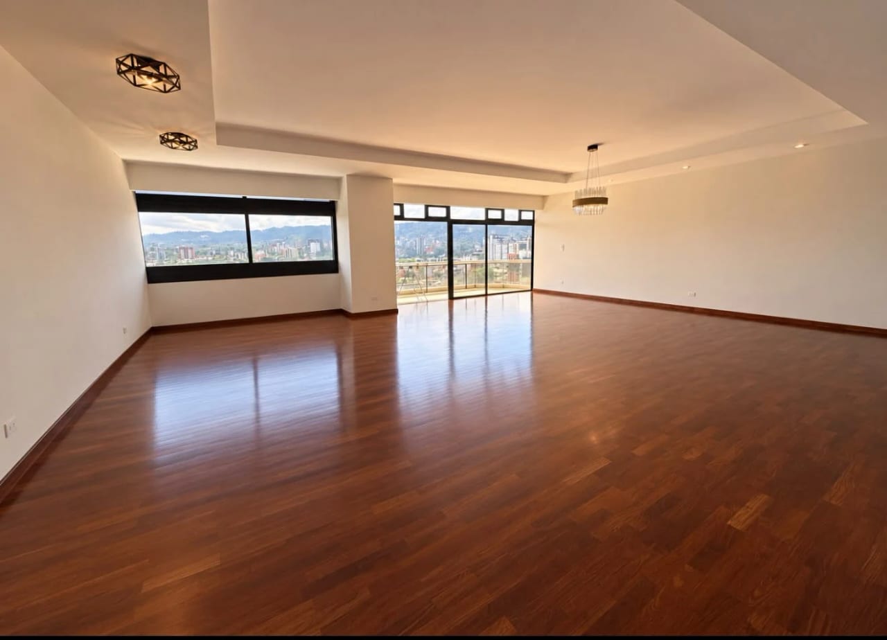 Apartamento en venta, Edificio Tiffany 1, zona 10 — Apartamento en Venta en Tiffany, Zona 10, Guatemala, Ciudad — foto 1 de 8