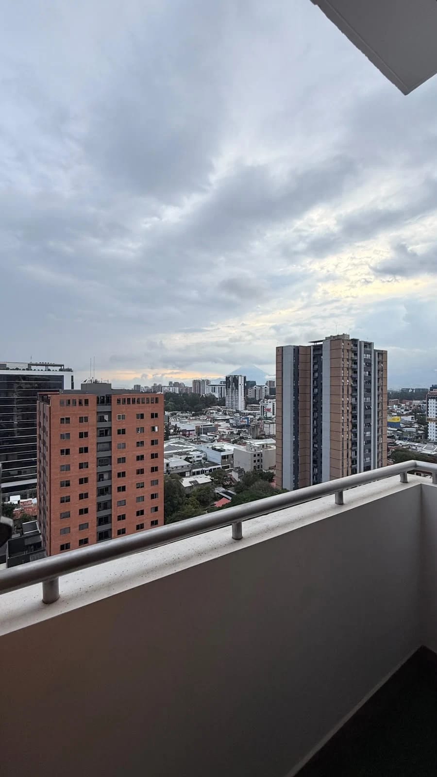 Apartamento en venta, Edificio Casalini Diagonal 6, zona 10 — Apartamento en Venta en Casalini Diagonal 6, Zona 10, Guatemala, Ciudad — foto 9 de 15