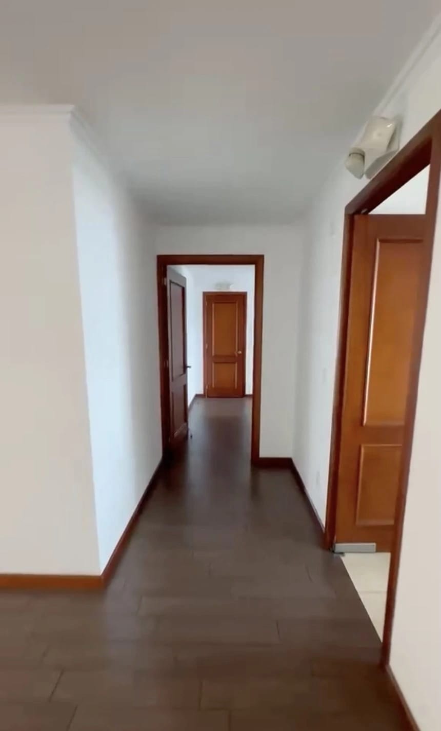 Apartamento Exclusivo en alquiler, Edificio Botticelli 2, zona 15 — Apartamento en Alquiler en Botticelli II, Zona 15, Guatemala, Ciudad — foto 5 de 15