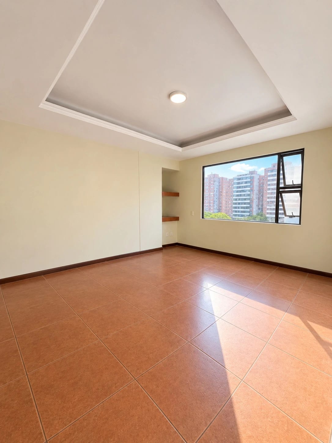Apartamento en Alquiler, Edificio Torre del Valle, zona 10 — Apartamento en Alquiler en Torre Del Valle, Zona 10, Guatemala, Ciudad — foto 15 de 17