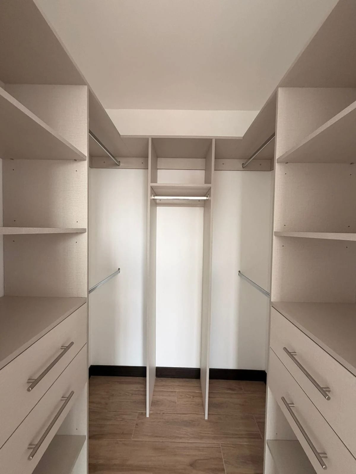 Apartamento para Estrenar en venta, Edificio Abitare Americas, zona 13 — Apartamento en Venta en Zona 13, Guatemala, Ciudad — foto 4 de 5