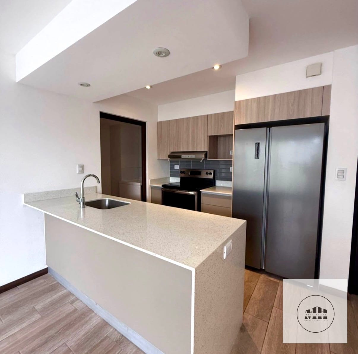 Espectacular apartamento con jardín zona 16 — Apartamento en Venta en San Isidro 20/21, Zona 16, Guatemala, Ciudad — foto 10 de 17