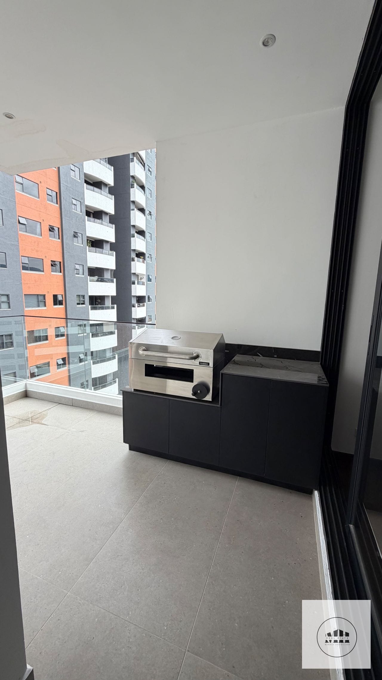 Bello y moderno zona 14 — Apartamento en Venta en Zona 14, Guatemala, Ciudad — foto 4 de 14