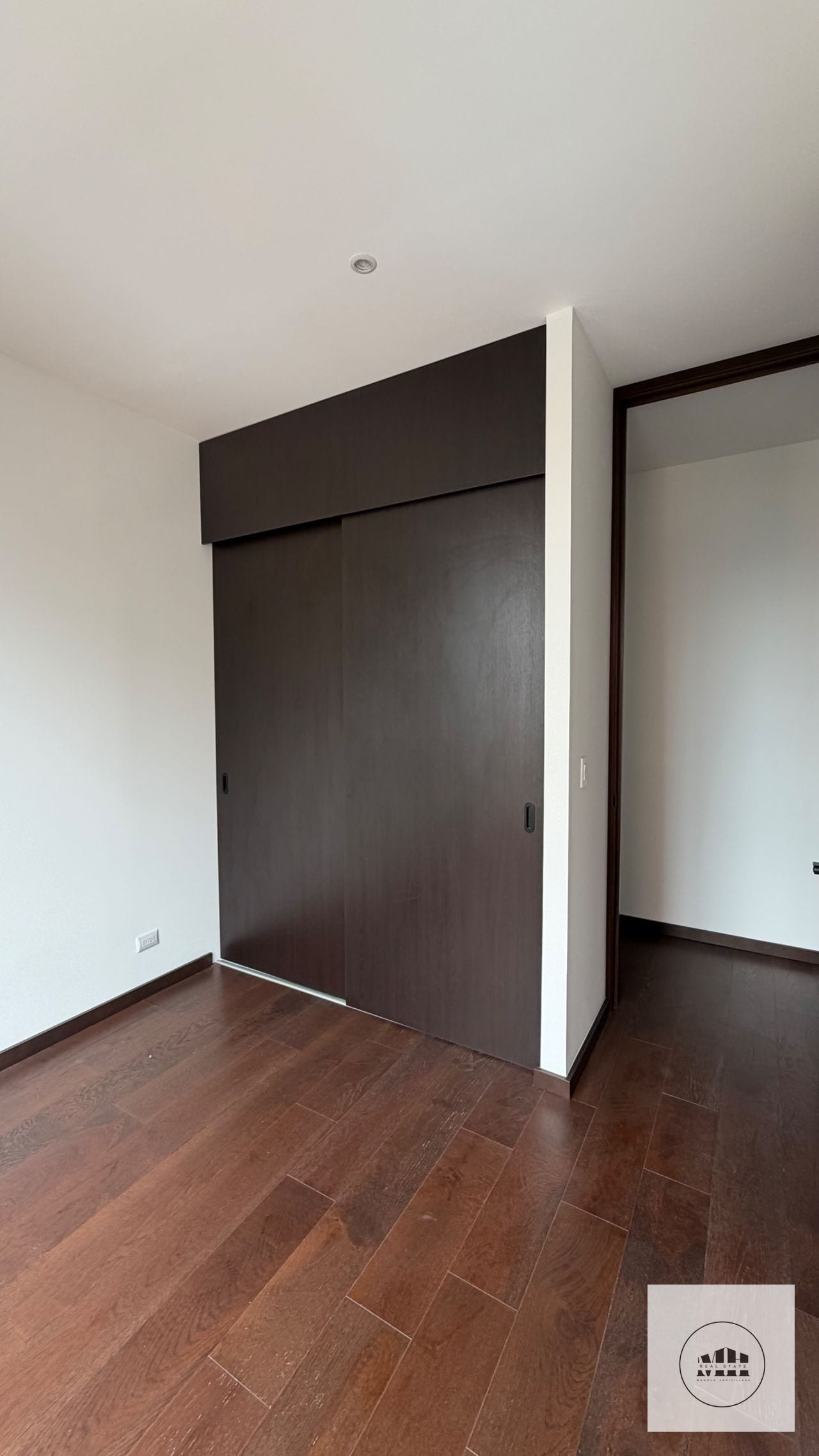 Bello y moderno zona 14 — Apartamento en Venta en Zona 14, Guatemala, Ciudad — foto 10 de 14
