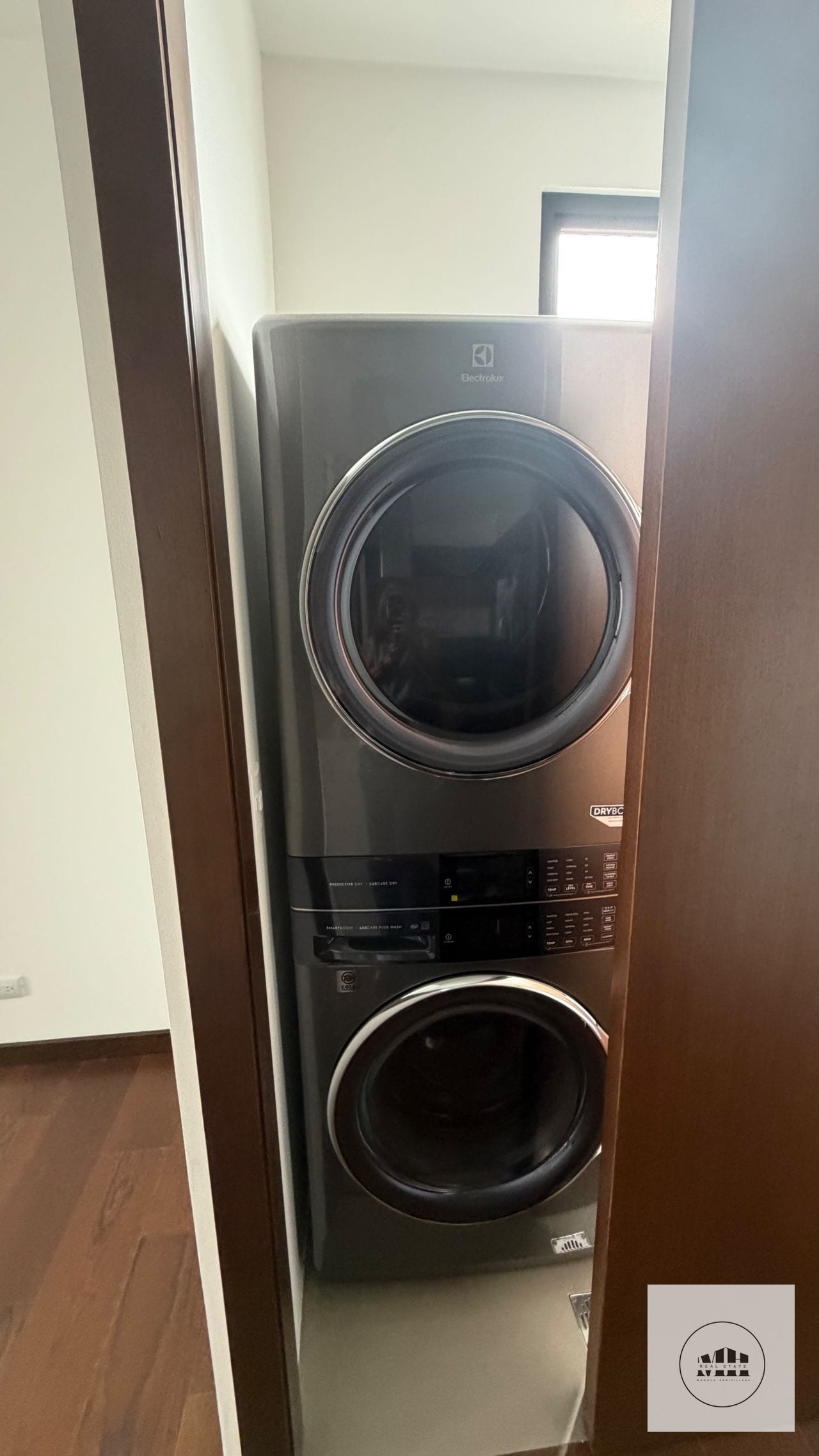 Bello y moderno zona 14 — Apartamento en Venta en Zona 14, Guatemala, Ciudad — foto 12 de 14