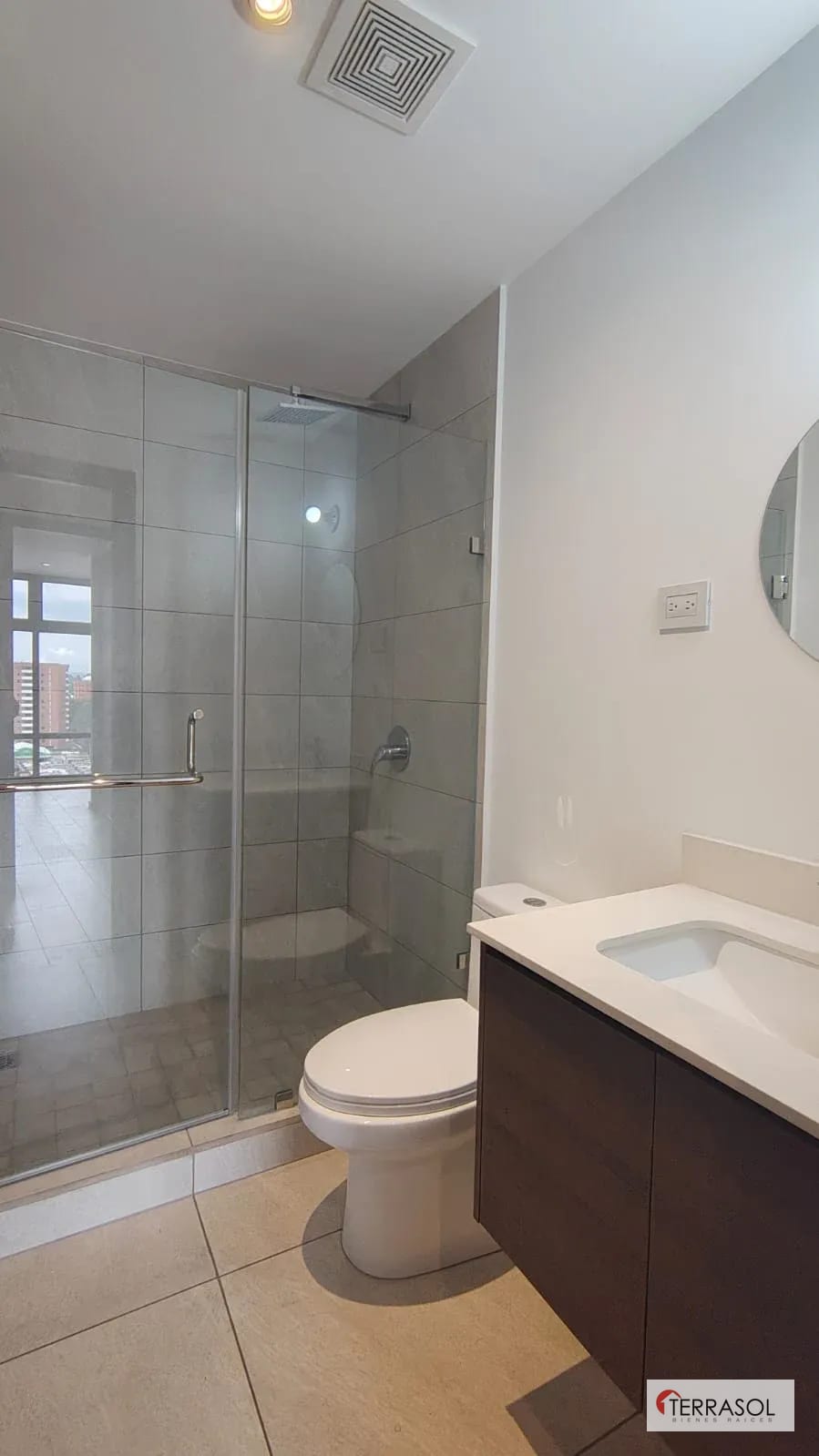 Venta de apartamento moderno en edificio IQ10 — Apartamento en Venta en IQ10, Zona 10, Guatemala, Ciudad — foto 8 de 15