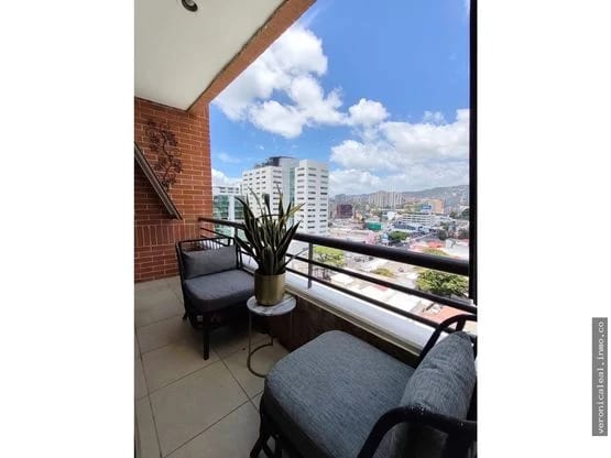 Zona 10 Jardines del Acueducto Apartamento en venta y renta — Apartamento en Alquiler en Zona 10, Guatemala, Ciudad — foto 1 de 17