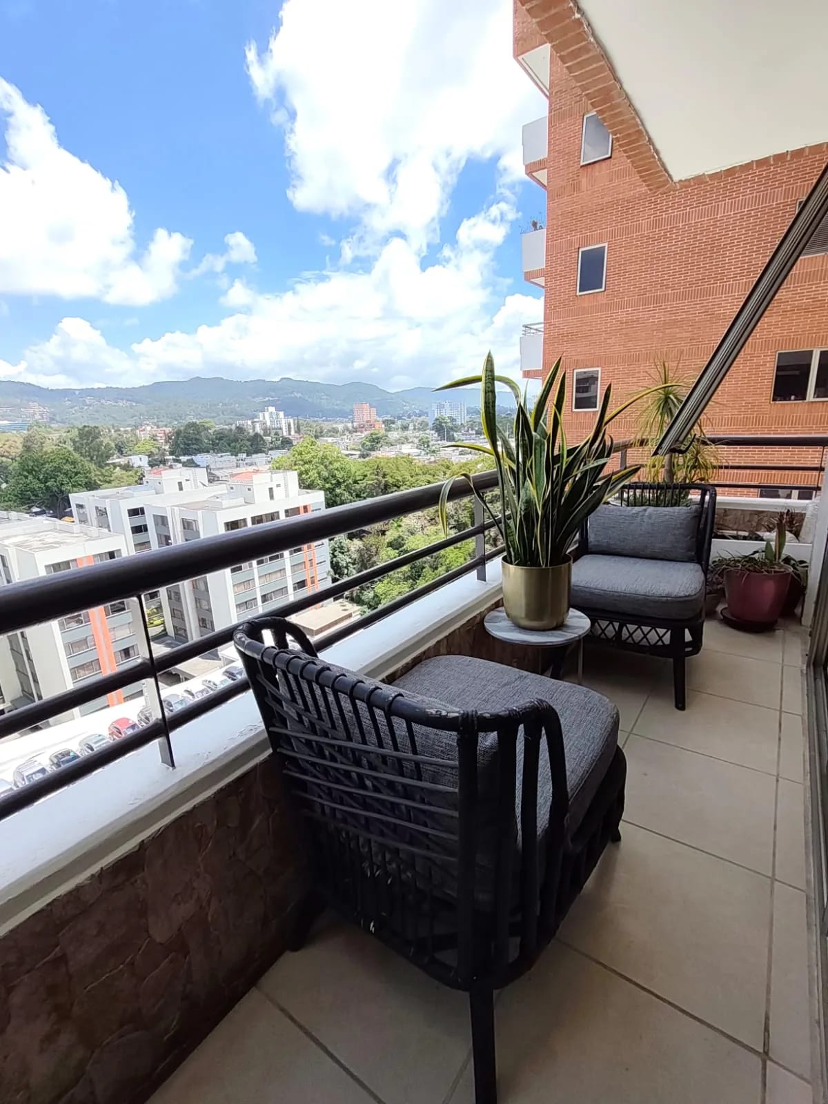 Zona 10 Jardines del Acueducto Apartamento en venta y renta — Apartamento en Venta en Zona 10, Guatemala, Ciudad — foto 14 de 17