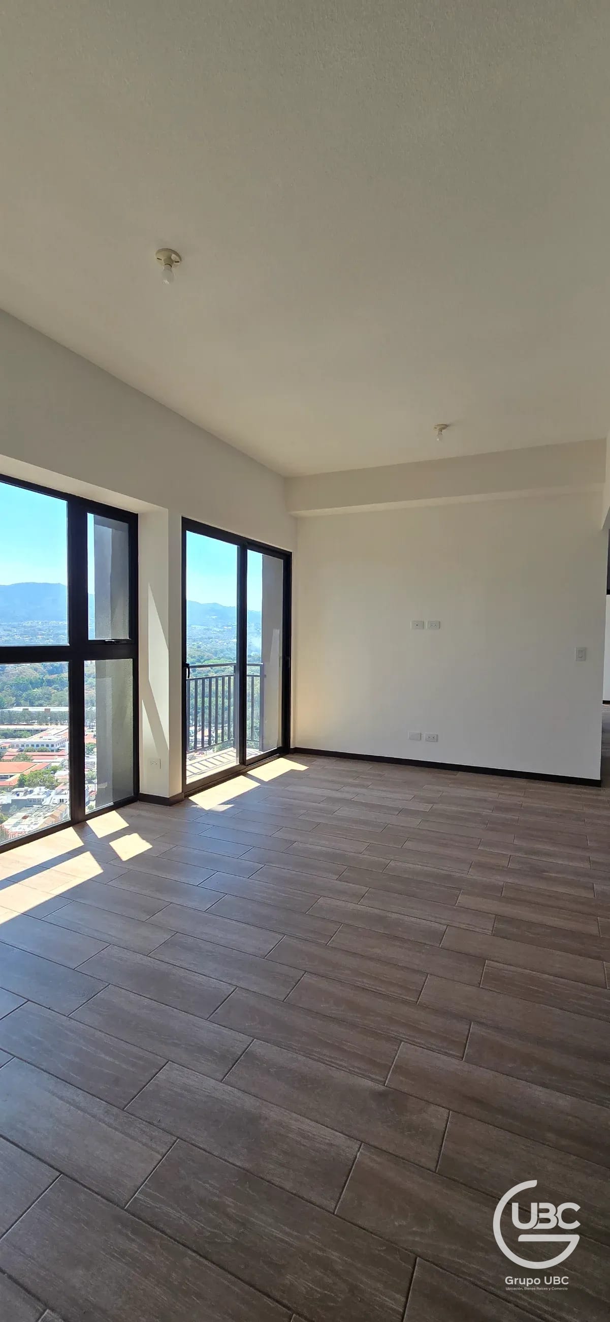 Apartamento en venta en Altaire Zona 11 — Apartamento en Venta en Mariscal, Zona 11, Guatemala, Ciudad — foto 1 de 12