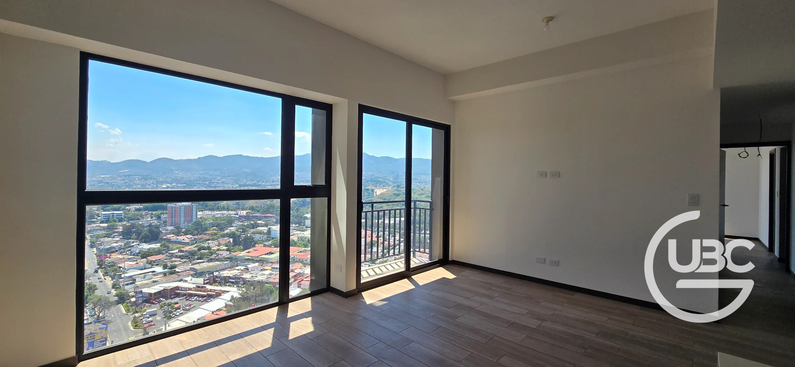 Apartamento en venta en Altaire Zona 11 - 4