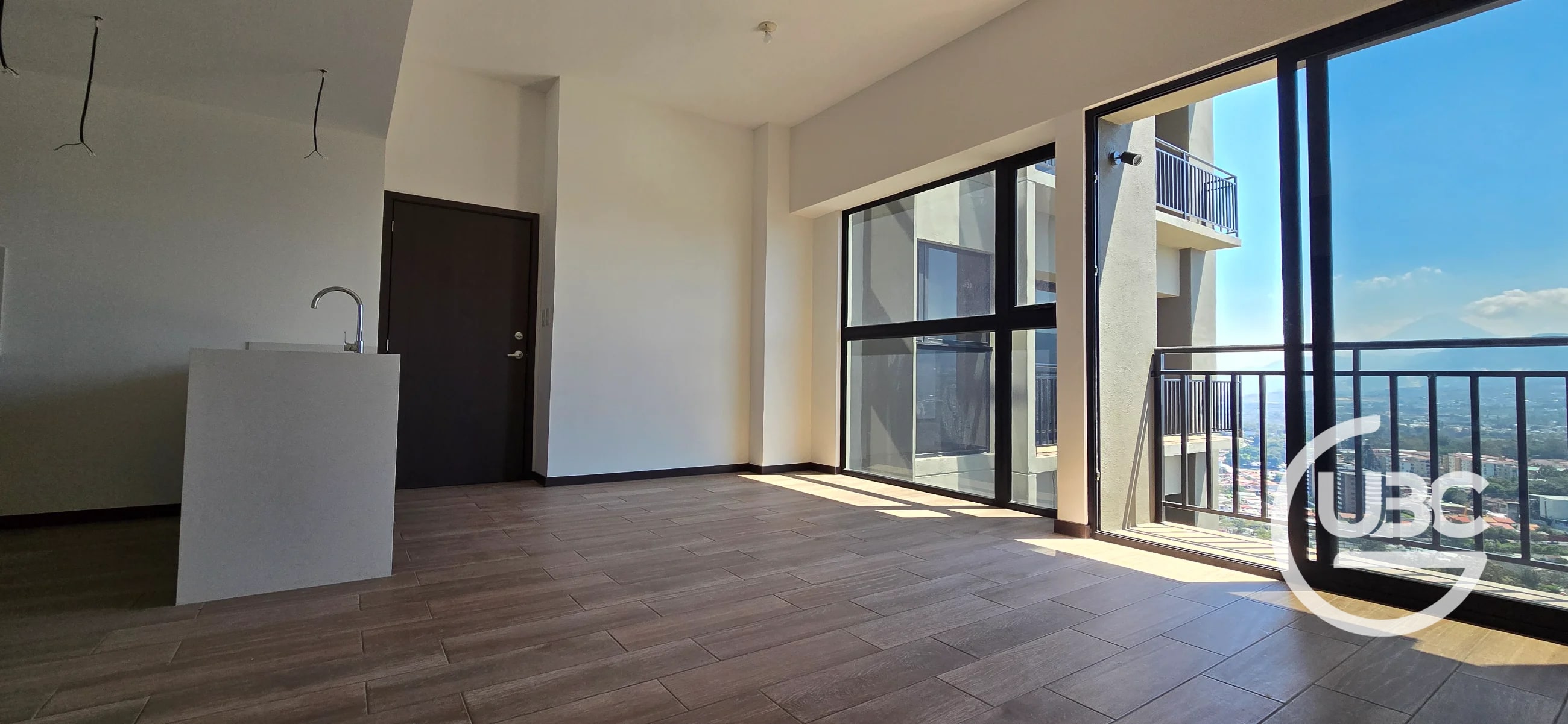 Apartamento en venta en Altaire Zona 11 - 6