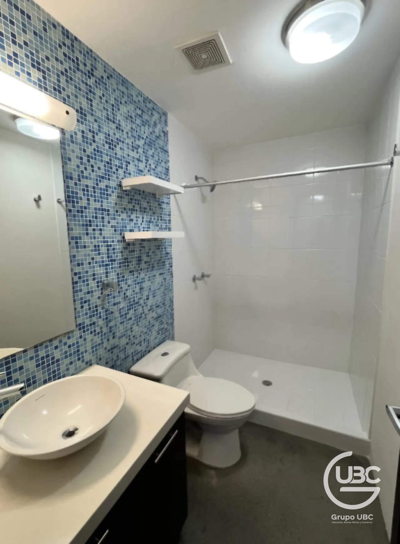 Apartamento en renta en 4 grados Norte Zona 4 — Apartamento en Alquiler en Cuatro 36, Zona 4, Guatemala, Ciudad — foto 4 de 4
