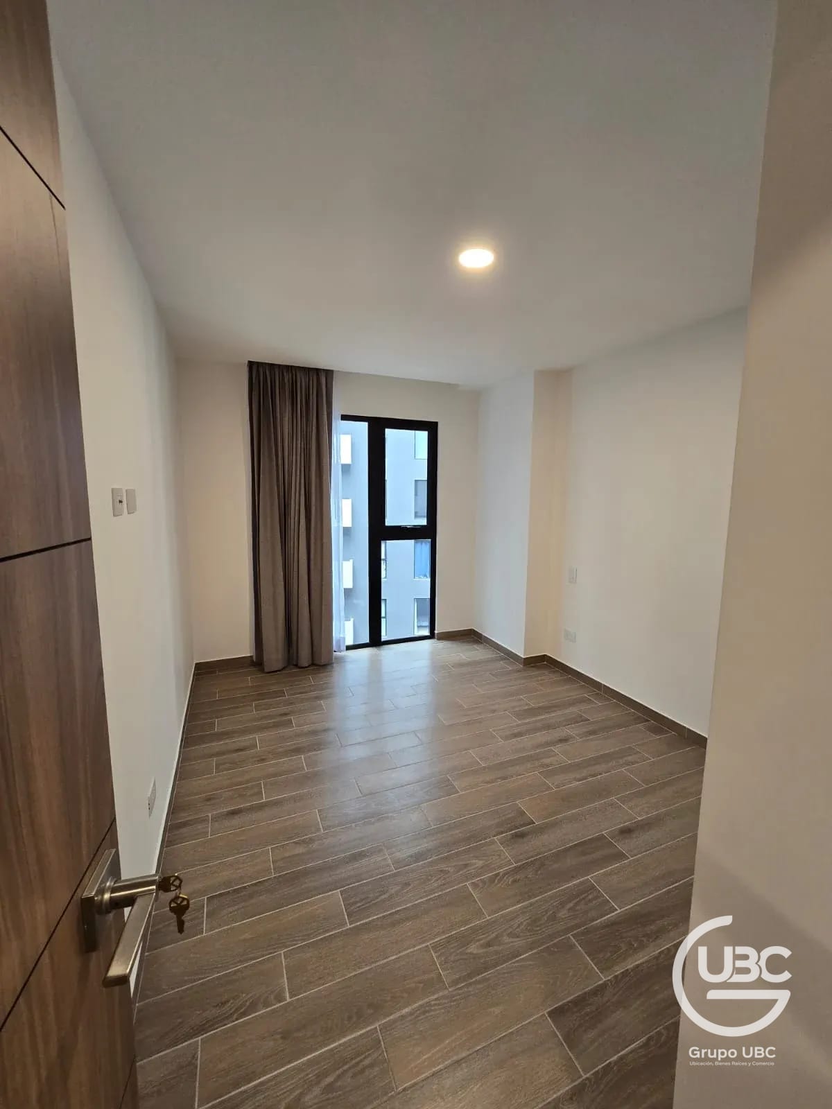 Apartamento en renta en Zona 14 Las Américas — Apartamento en Alquiler en Parque 14, Zona 14, Guatemala, Ciudad — foto 5 de 7