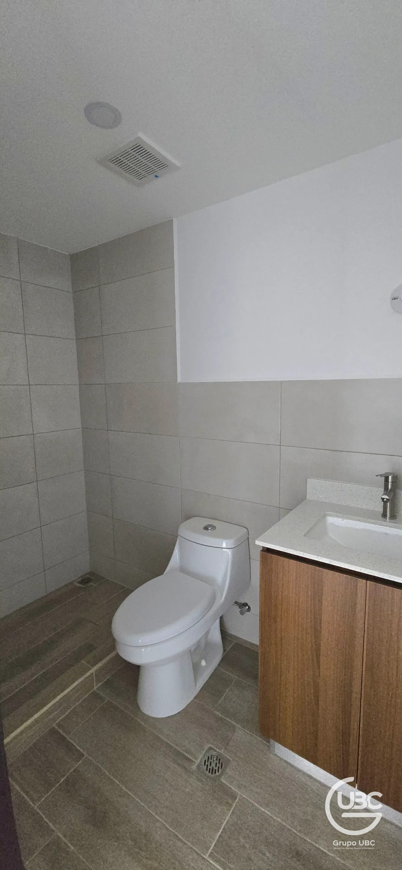 Apartamento en renta en Zona 5 a la par de la Toyota — Apartamento en Alquiler en Zona 5, Guatemala, Ciudad — foto 6 de 8