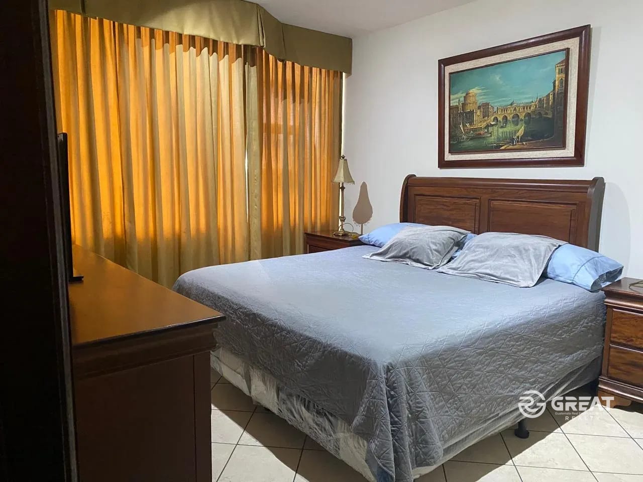 Apartamento Amueblado y Equipado en Renta Zona 10 — Apartamento en Alquiler en Milenia, Zona 10, Guatemala, Ciudad — foto 4 de 5