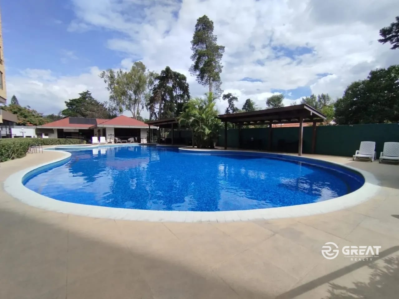 Apartamento Amueblado y Equipado en Renta Zona 10 Area Oakland — Apartamento en Alquiler en Milenia, Zona 10, Guatemala, Ciudad — foto 12 de 13