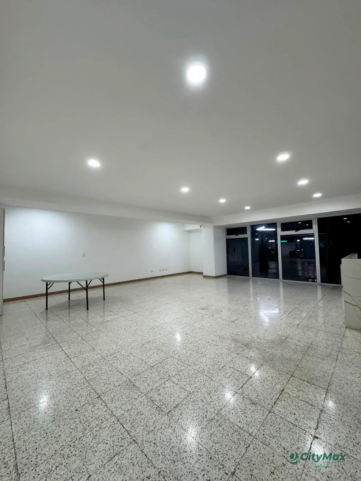 Apartamento amueblado en venta Vivo Zona 4 — Apartamento en Venta en Vivo Zona 4, Zona 4, Guatemala, Ciudad — foto 11 de 12