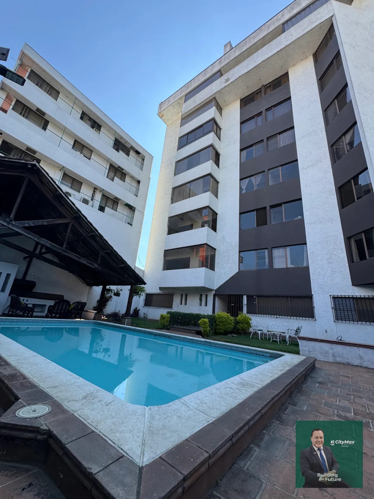 Apartamento en Venta Zona 10 — Apartamento en Venta en Santa Clara Las Cañas, Zona 10, Guatemala, Ciudad — foto 1 de 12