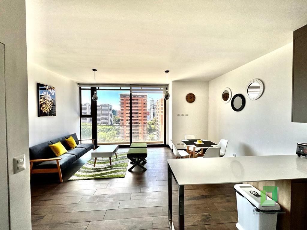 Apartamento zona 10 — Apartamento en Alquiler en Zona 10, Guatemala, Ciudad — foto 1 de 6