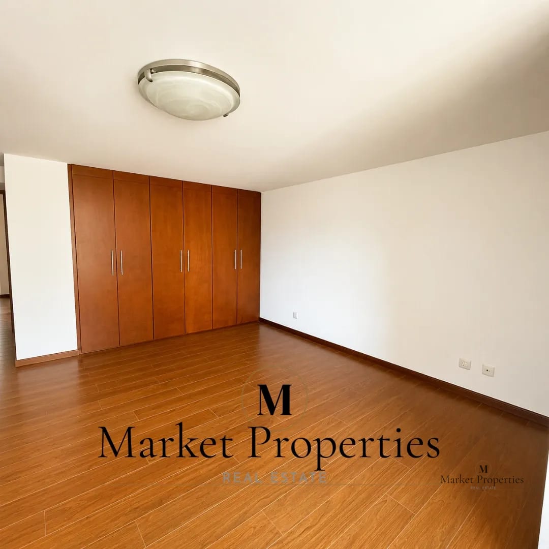 Apartamento en alquiler zona 15 de 272mts.2 de 3 dormitorios — Apartamento en Alquiler en Botticelli II, Zona 15, Guatemala, Ciudad — foto 7 de 11