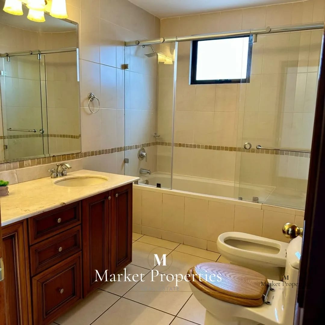 Apartamento amueblado en alquiler Zona 10 de 2 dormitorios La Estación — Apartamento en Alquiler en Altos de Santa Clara, Zona 10, Guatemala, Ciudad — foto 7 de 7