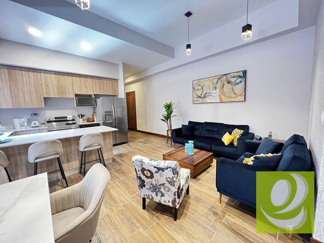 APARTAMENTO PREMIUM EN VENTA ZONA 10 - 4