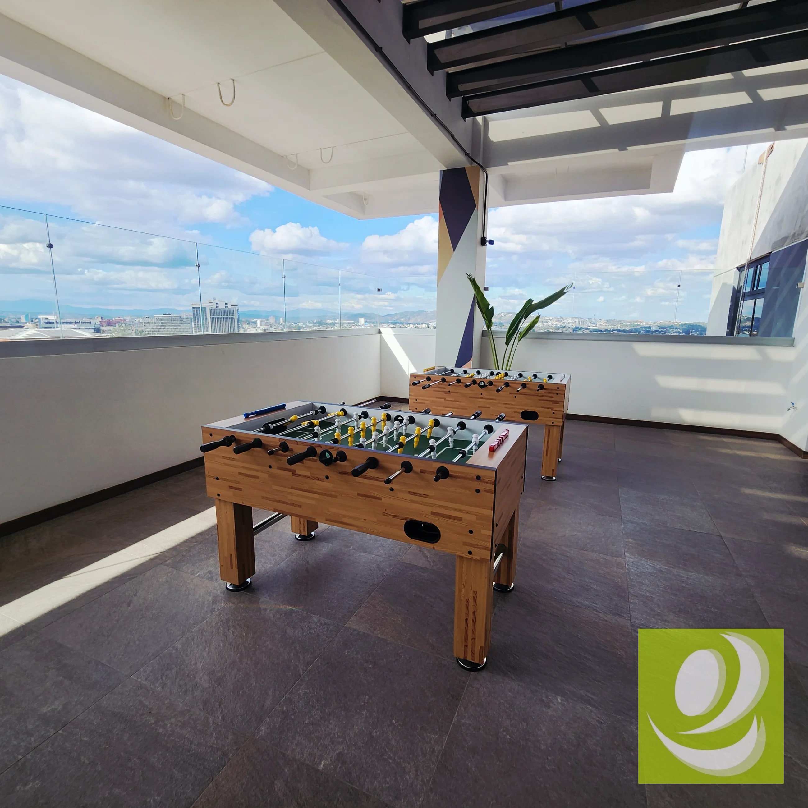 APARTAMENTO MODERNO EN VENTA O RENTA ZONA 4 - 6