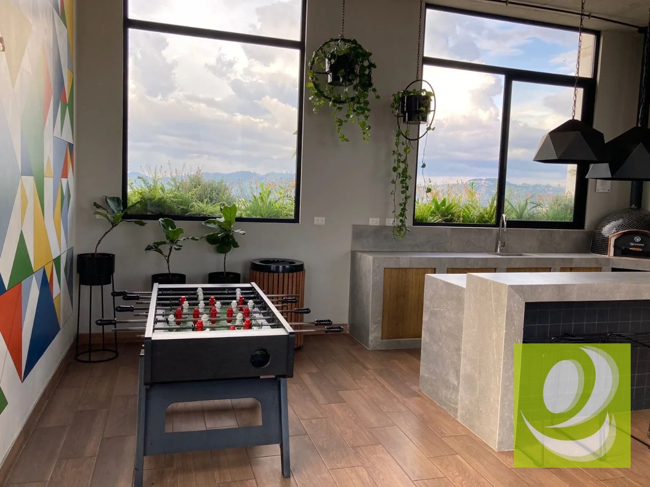 APARTAMENTO EN NIVEL ALTO, EDIFICIO ROQUE ZONA 2 - 1