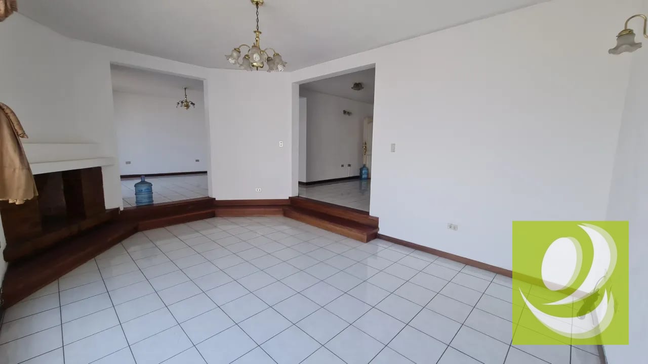🏡 ¡VIVE CON COMODIDAD, SEGURIDAD Y AMPLITUD EN BOSQUES DE SAN NICOLÁS, ZONA 4 DE MIXCO! — Apartamento en Alquiler en Zona 4 Mixco, Guatemala, Ciudad — foto 2 de 7