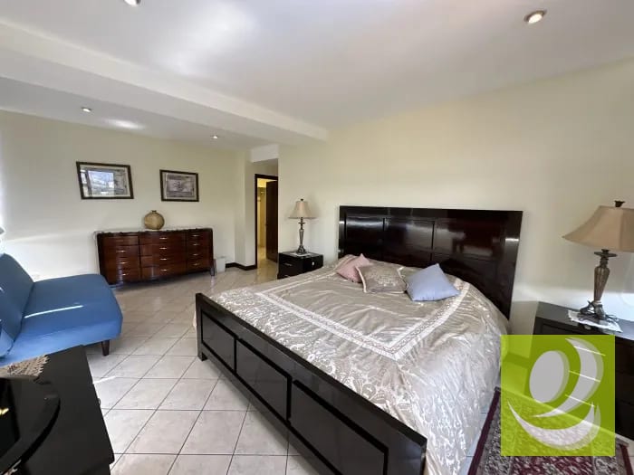 APARTAMENTO DE 3 HABITACIONES EN RENTA-VENTA EN ZONA 10 — Apartamento en Alquiler en Milenia, Zona 10, Guatemala, Ciudad — foto 5 de 11