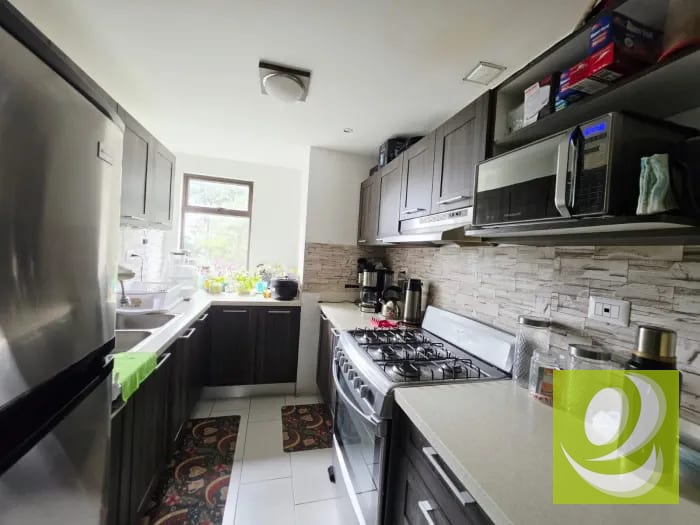 VENDO APARTAMENTO EN DI FIORI CALZ MATEO FLORES ZONA 7 — Apartamento en Venta en Di Fiori, Zona 7, Guatemala, Ciudad — foto 3 de 10