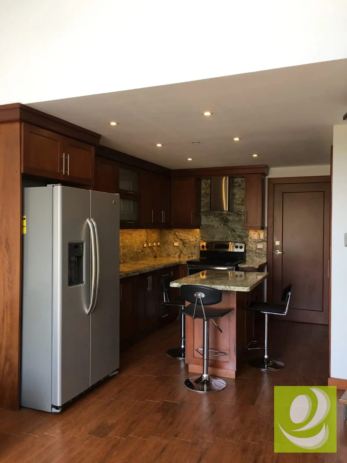 Rento Loft en zona 16 — Apartamento en Alquiler en Zona 16, Guatemala, Ciudad — foto 1 de 4